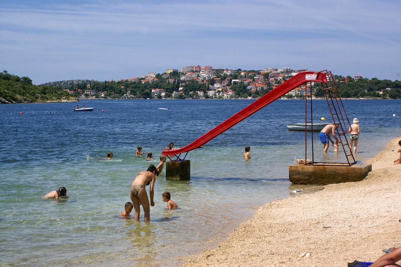 La spiaggia più vicina - Appartamenti con parcheggio Stupin Celine, Rogosnizza - Rogoznica