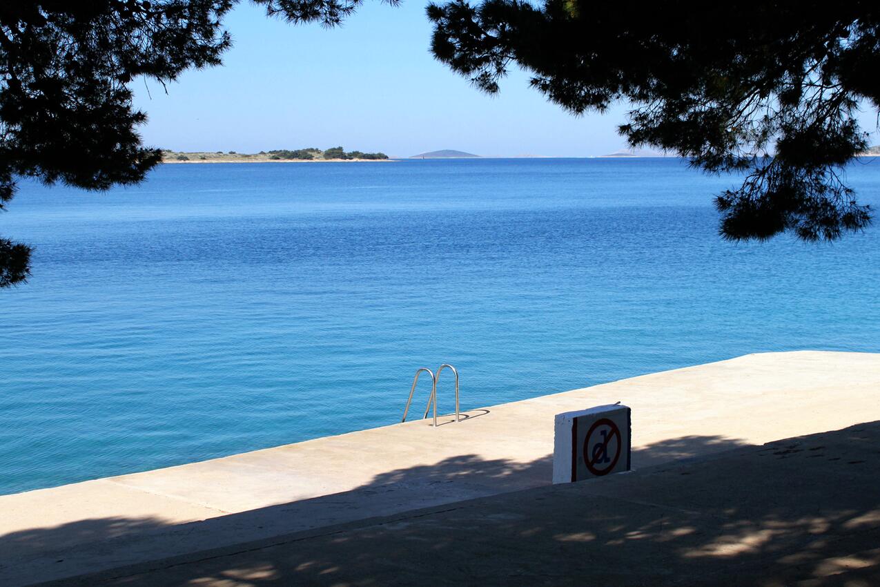 Nearest beach - Apartments with parking spaces Tribunj, Vodice
