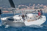 Beneteau Oceanis 38.1