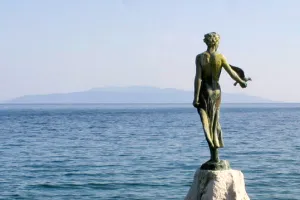 Prepoznavni simbol Opatije Riviera Opatija Apartmaji Hrvaška