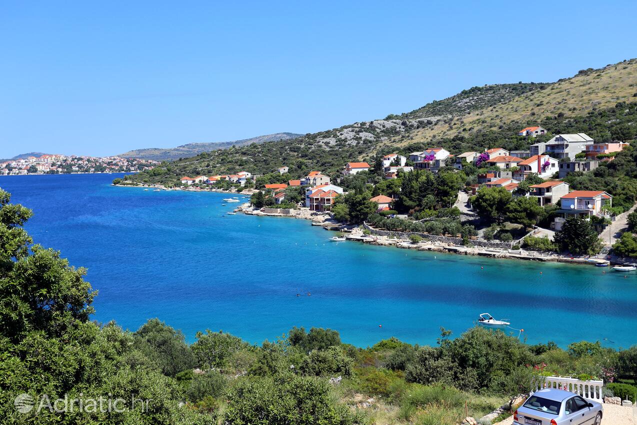 Kalebova Luka na riwierze Rogoznica (Sjeverna Dalmacija)