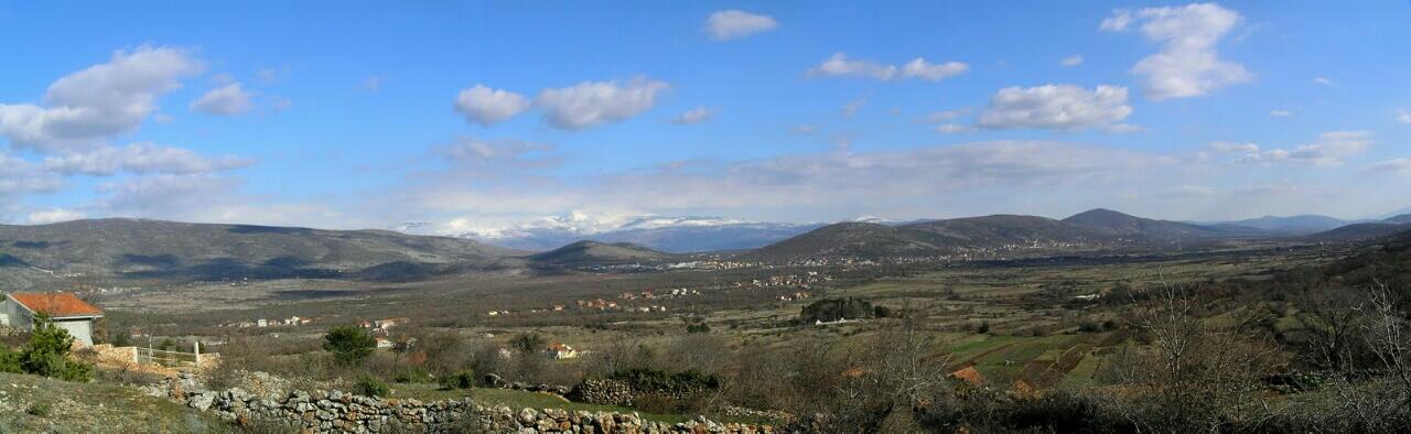 Dicmo an der Riviera Zagora (Srednja Dalmacija)