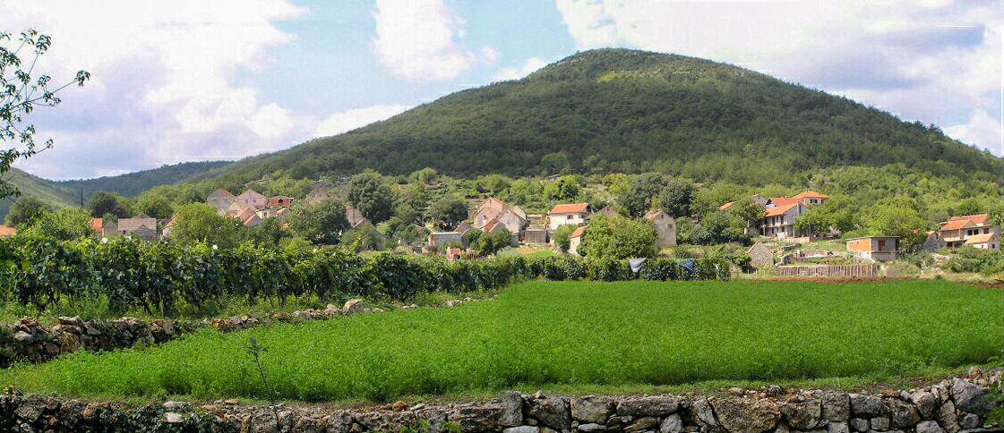 Dicmo an der Riviera Zagora (Srednja Dalmacija)