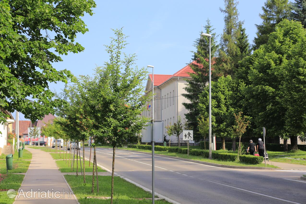 Korenica in Plitvice riviera (Lika i Gorski kotar)