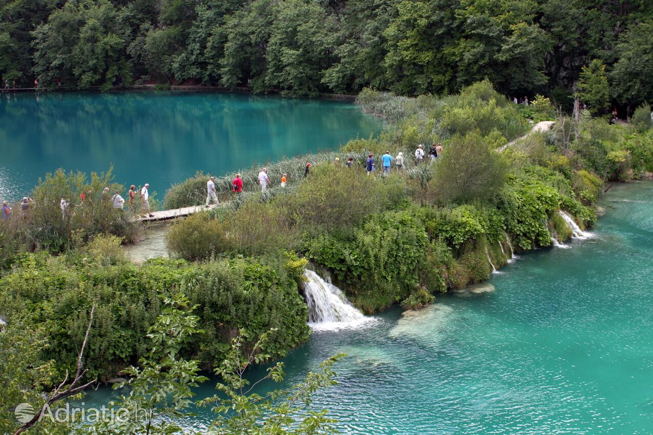 Čujića Krčevina на Ривьере Plitvice (Lika i Gorski kotar)