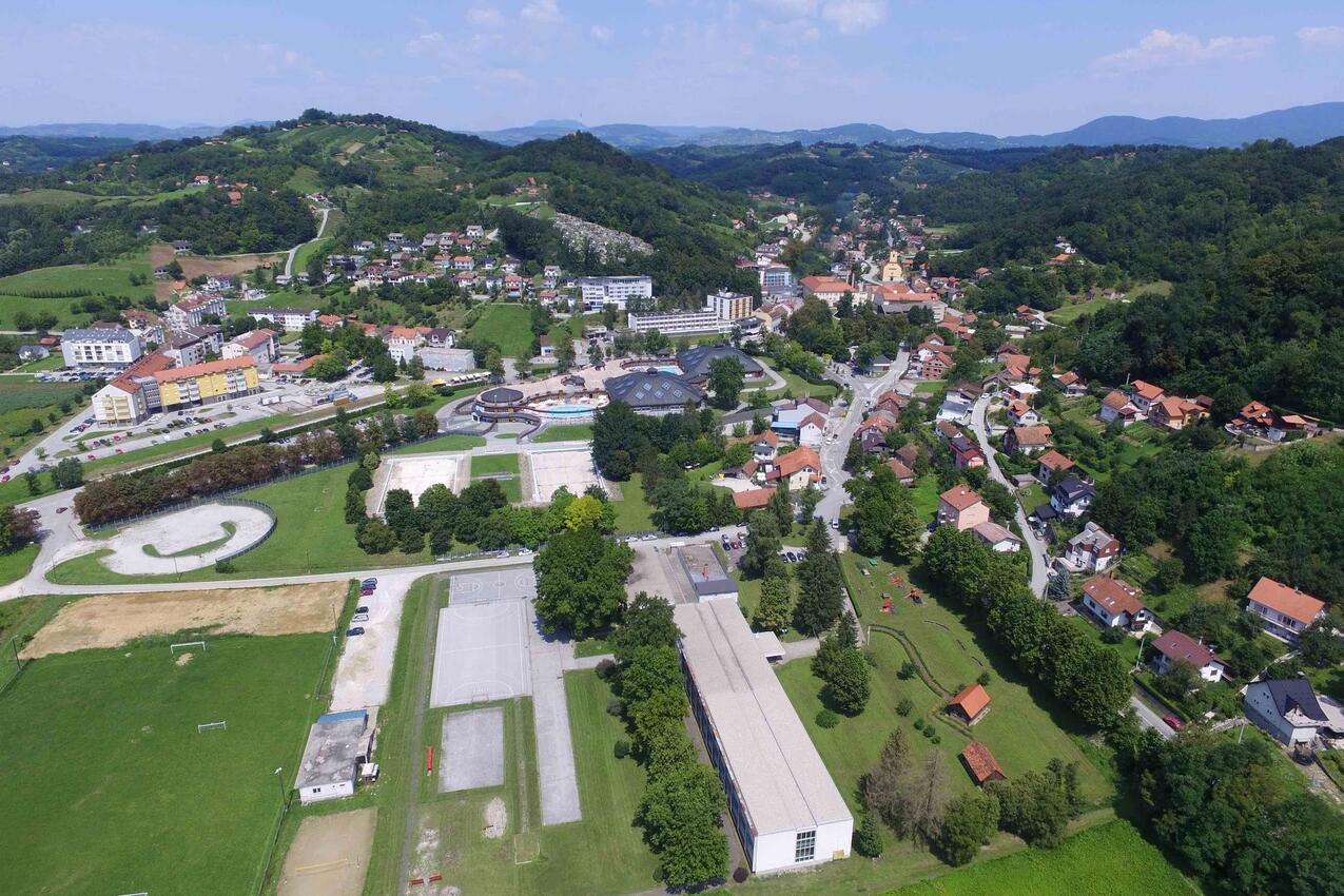 Krapinske Toplice na riwierze Zagorje (Kontinentalna Hrvatska)