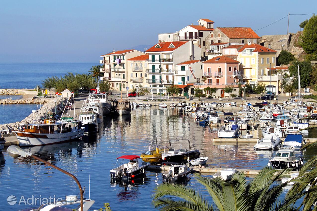 Podgora dans la côte Makarska (Srednja Dalmacija)