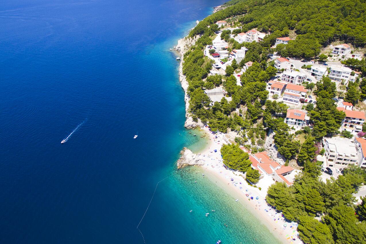 Brela na riviére Makarska (Srednja Dalmacija)