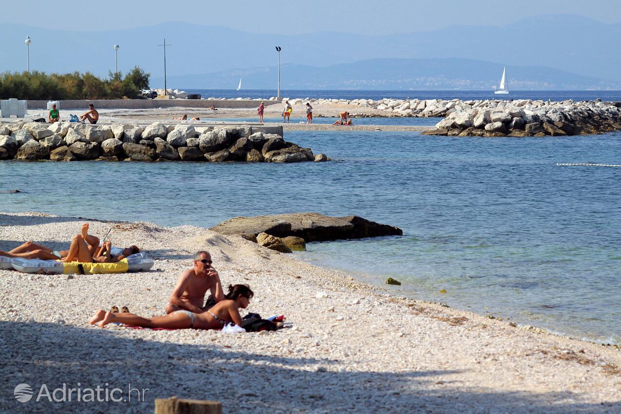 Nearby beaches - Apartments with a parking space Sutivan, Brač