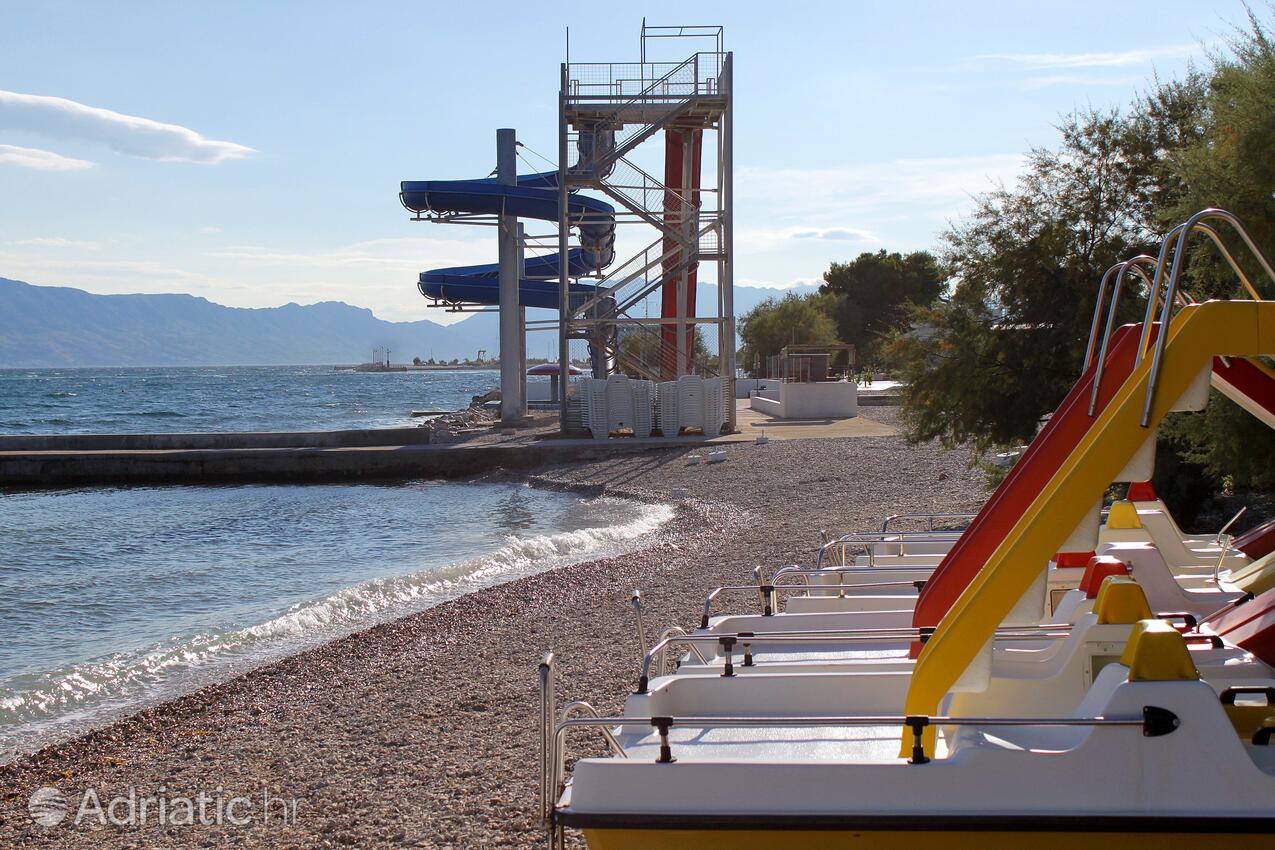 Nearby beaches - Apartments with a parking space Sutivan, Brač