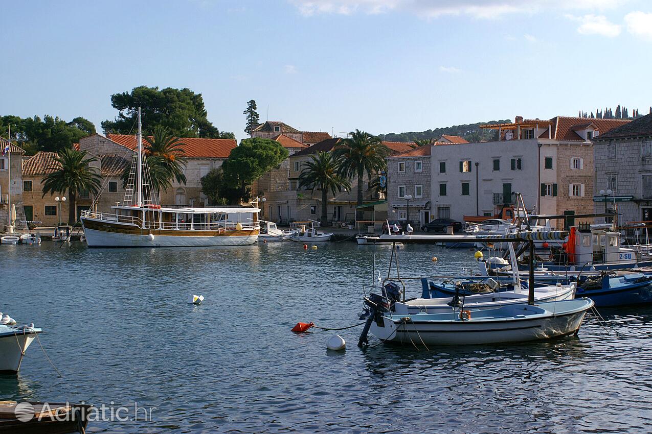 Sutivan Brač szigeten (Srednja Dalmacija)