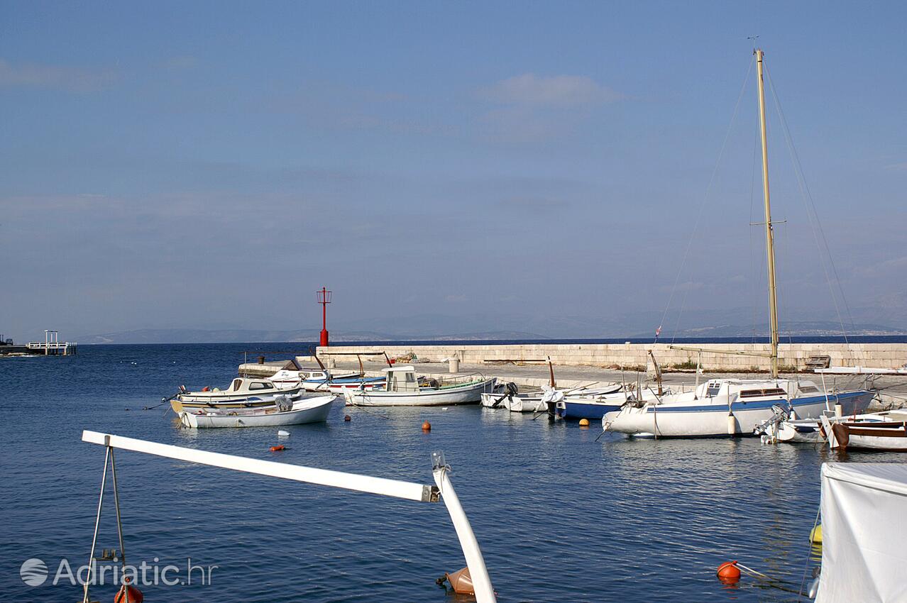 Sutivan Brač szigeten (Srednja Dalmacija)