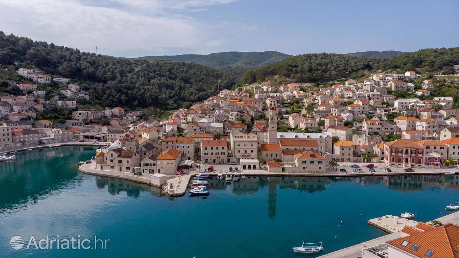 Pučišća na otoku Brač (Srednja Dalmacija)