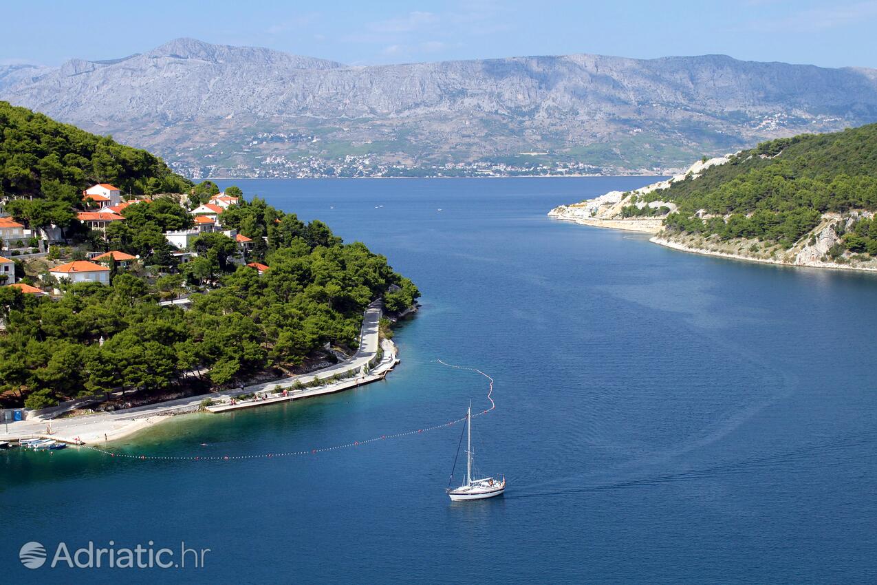 Pučišća na ostrově Brač (Srednja Dalmacija)