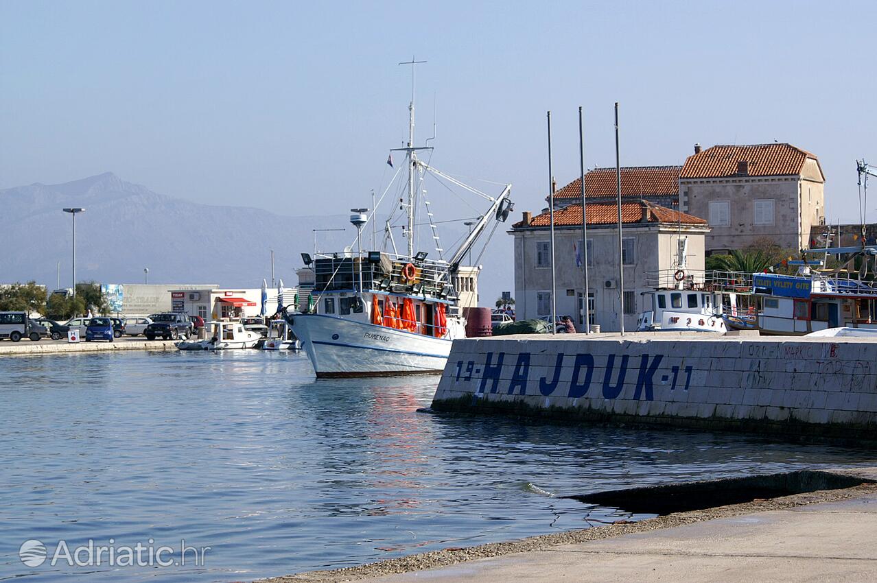 Supetar na ostrově Brač (Srednja Dalmacija)