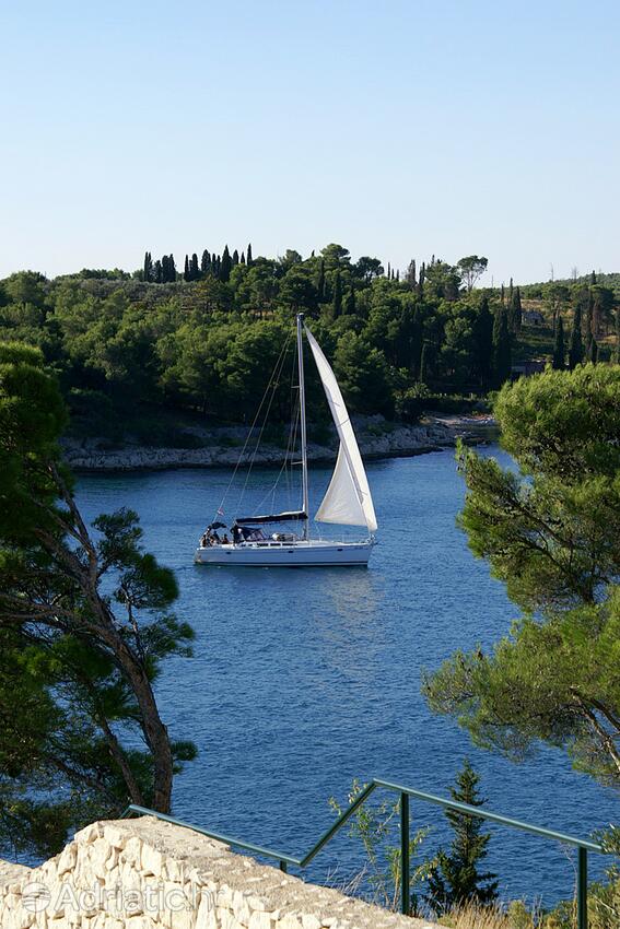 Milna sull'isola Brač (Srednja Dalmacija)