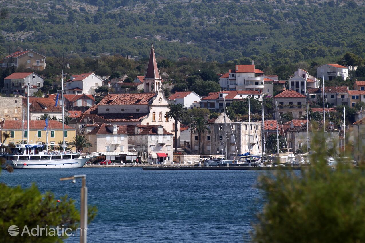 Milna na otoku Brač (Srednja Dalmacija)