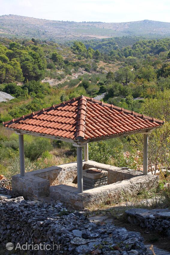 Milna sull'isola Brač (Srednja Dalmacija)