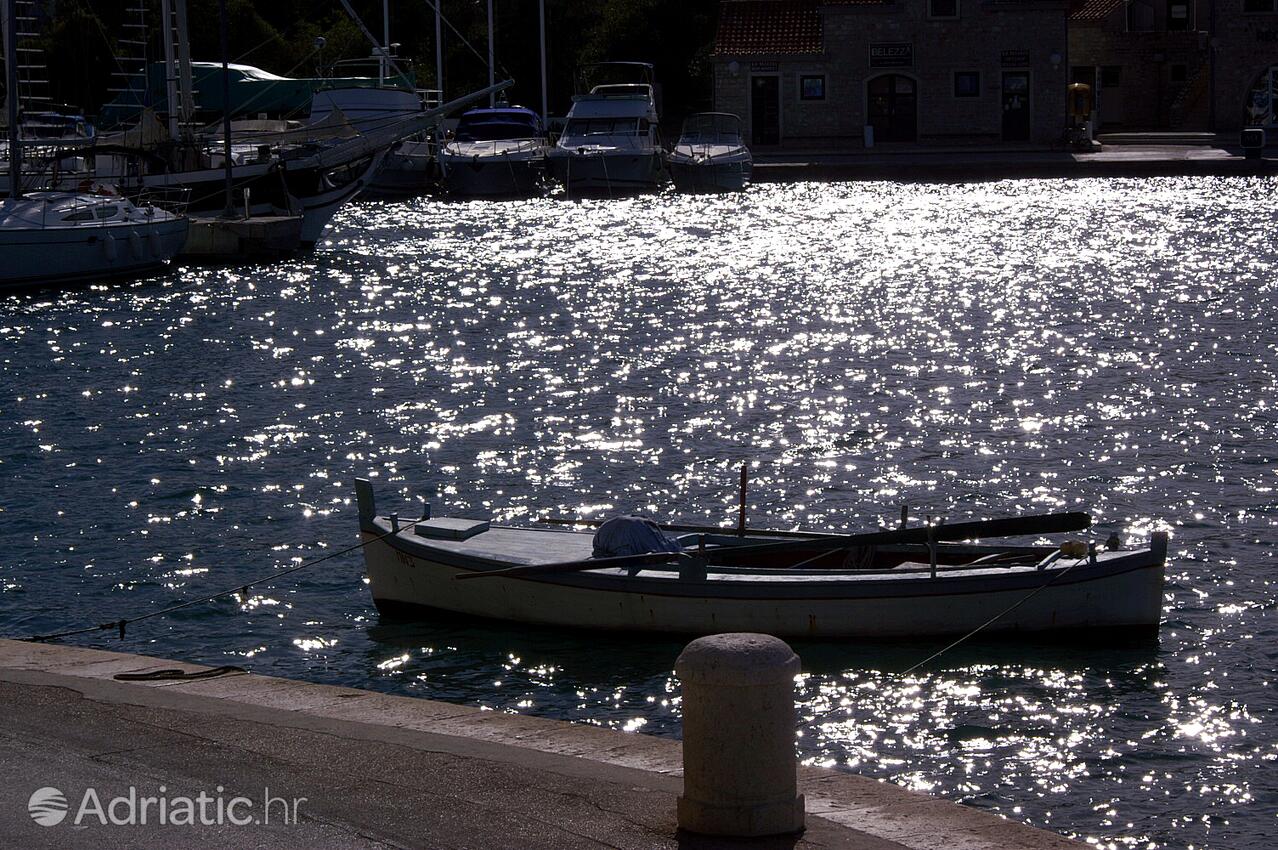 Milna sull'isola Brač (Srednja Dalmacija)