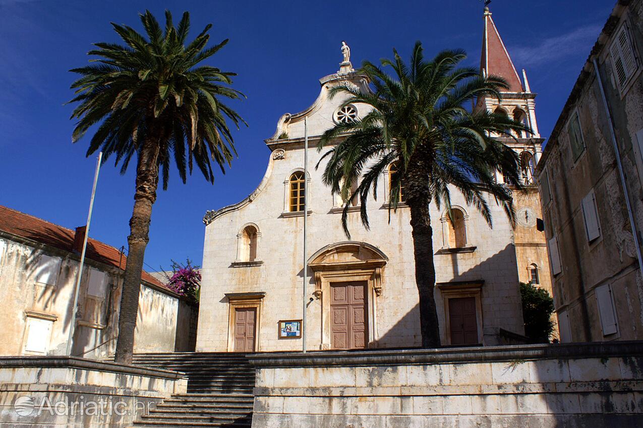 Milna sull'isola Brač (Srednja Dalmacija)