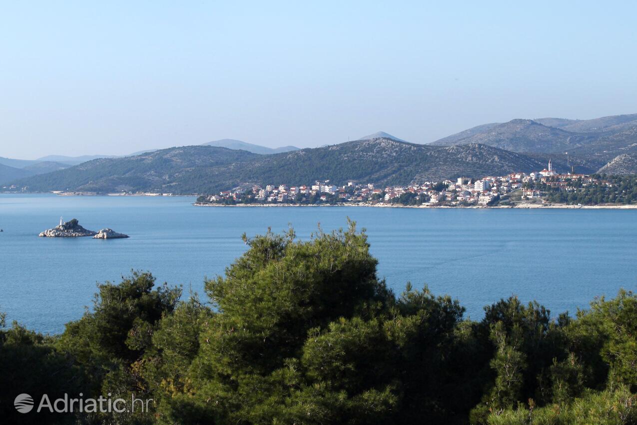 Seget Vranjica - Appartamenti accanto al mare Seget Vranjica, Traù - Trogir