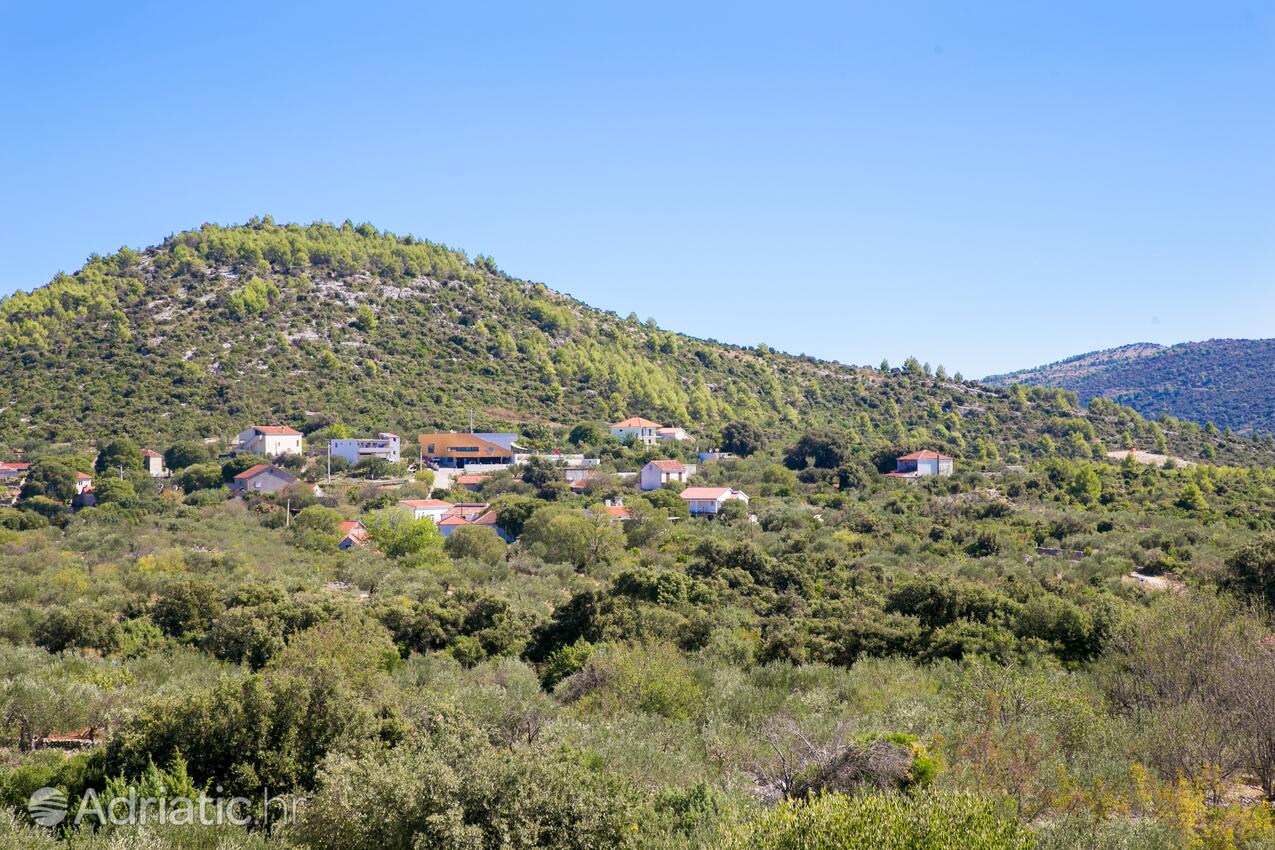 Pozorac in Trogir Riviera (Central Dalmatia)