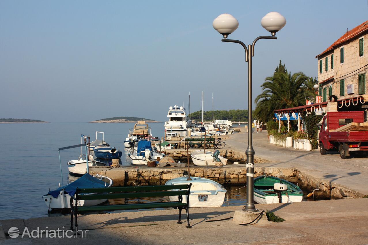 Maslinica острові Šolta (Srednja Dalmacija)