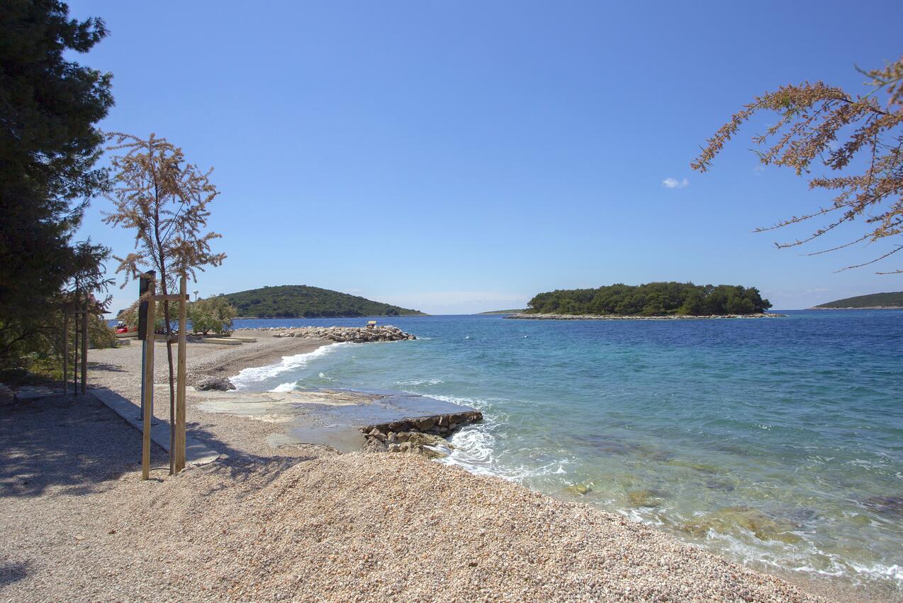 Spiagge nelle vicinanze - Casa vacanze con parcheggio Maslinica, Solta