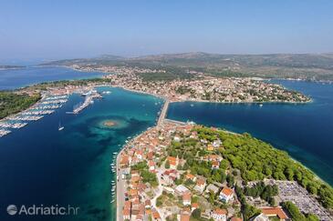 Apartments and rooms by the sea Rogoznica - 3266