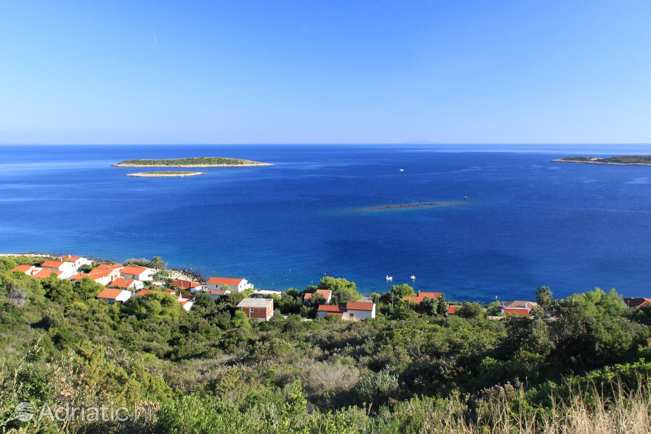 Milna sur l’île Vis (Srednja Dalmacija)