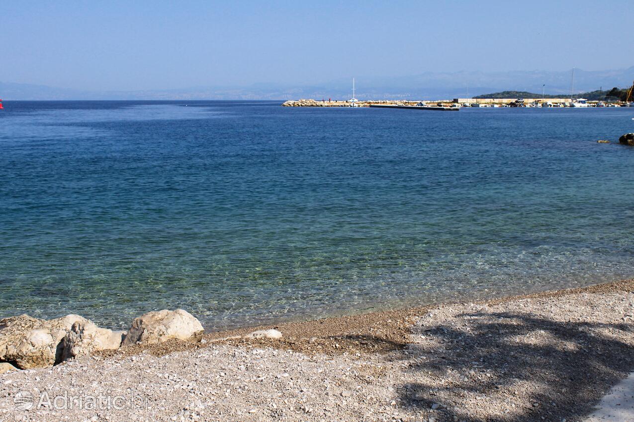 Nearby beaches - Apartments with a parking space Malinska, Krk