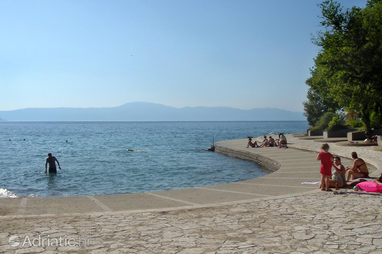 Nearby beaches - Apartments with a parking space Malinska, Krk