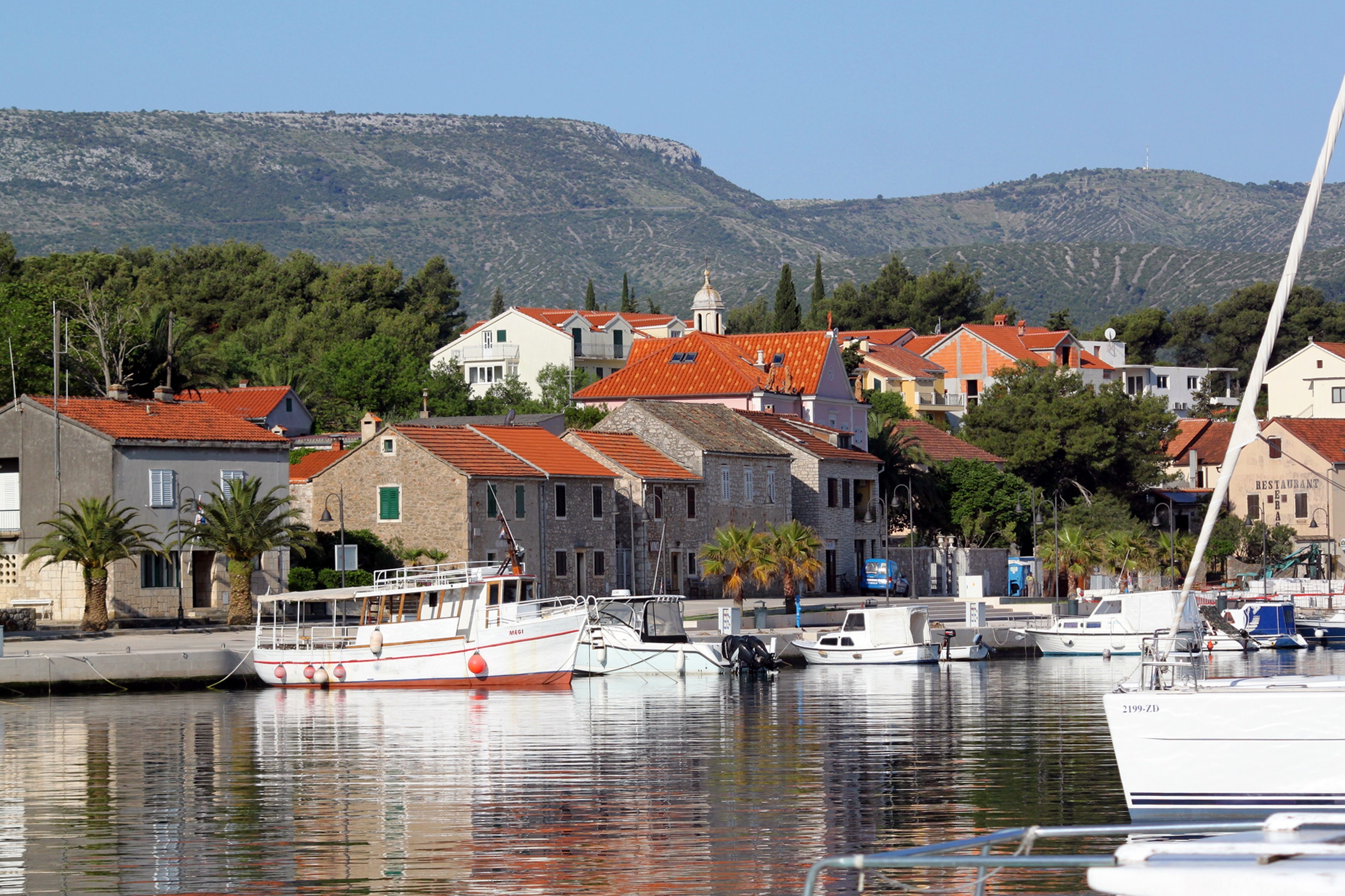 Kje bivati v Stari Grad
