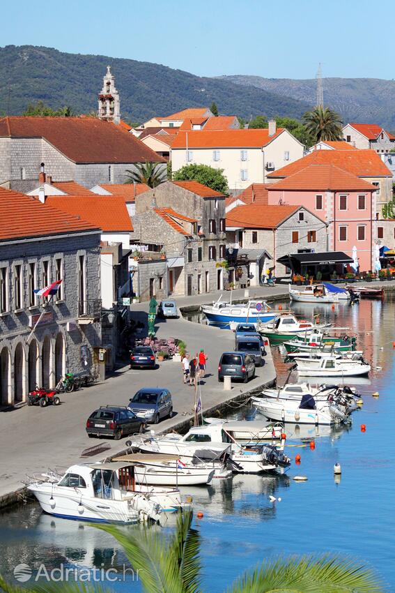 Vrboska na wyspie Hvar (Srednja Dalmacija)