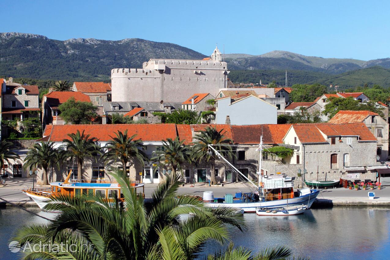 Vrboska na wyspie Hvar (Srednja Dalmacija)