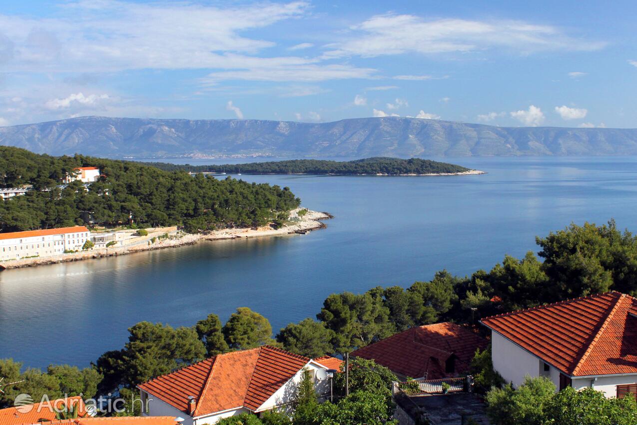 Jelsa på otoku Hvar (Srednja Dalmacija)