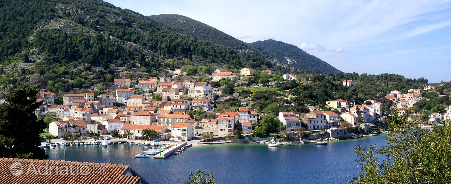 Račišće pe insula Korčula (Južna Dalmacija)