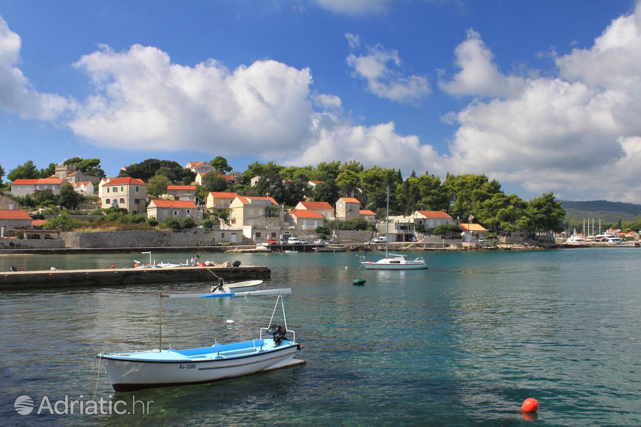 Lumbarda op de route Korčula (Južna Dalmacija)