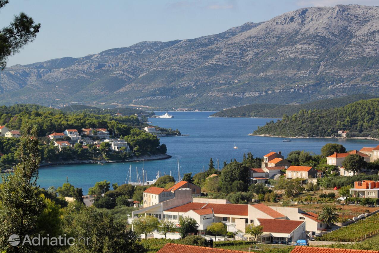 Lumbarda op de route Korčula (Južna Dalmacija)