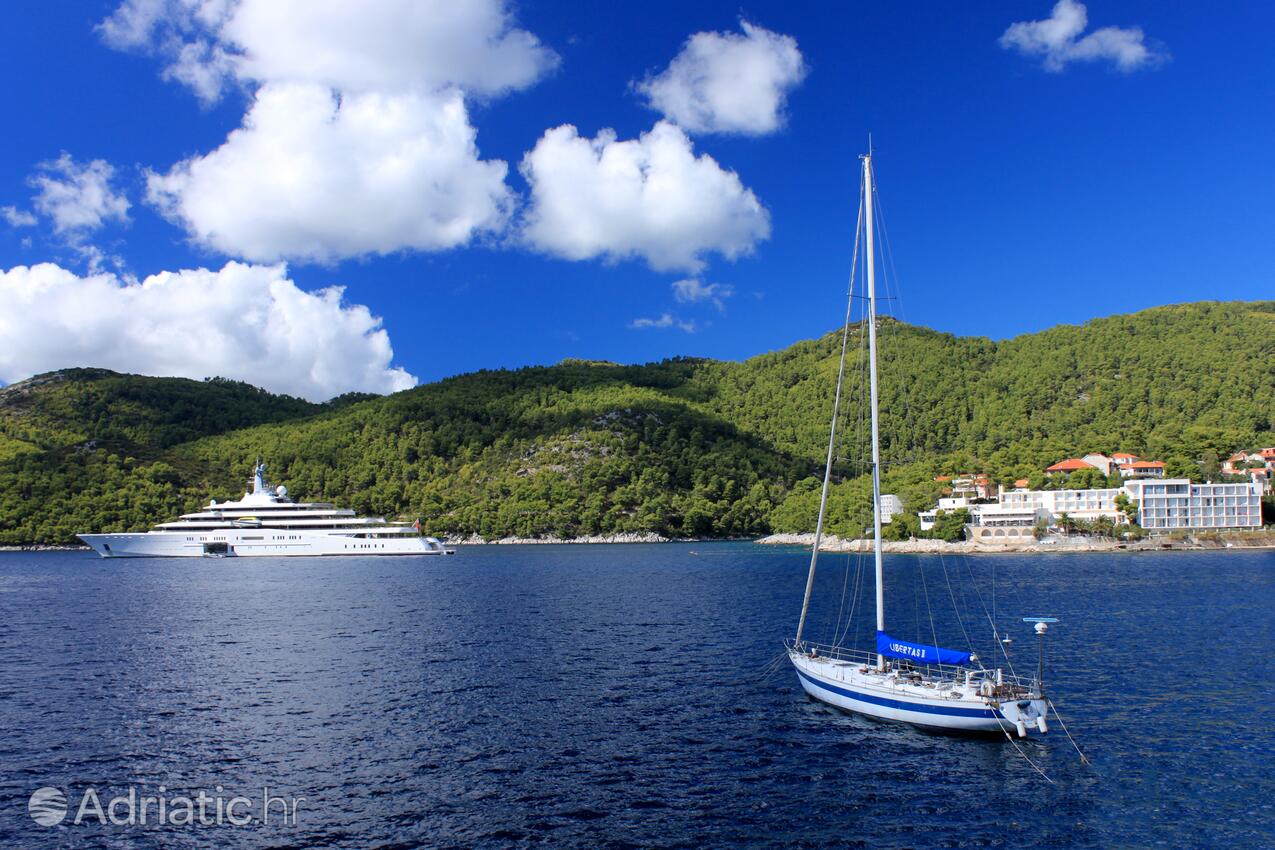 Brna na otoku Korčula (Južna Dalmacija)