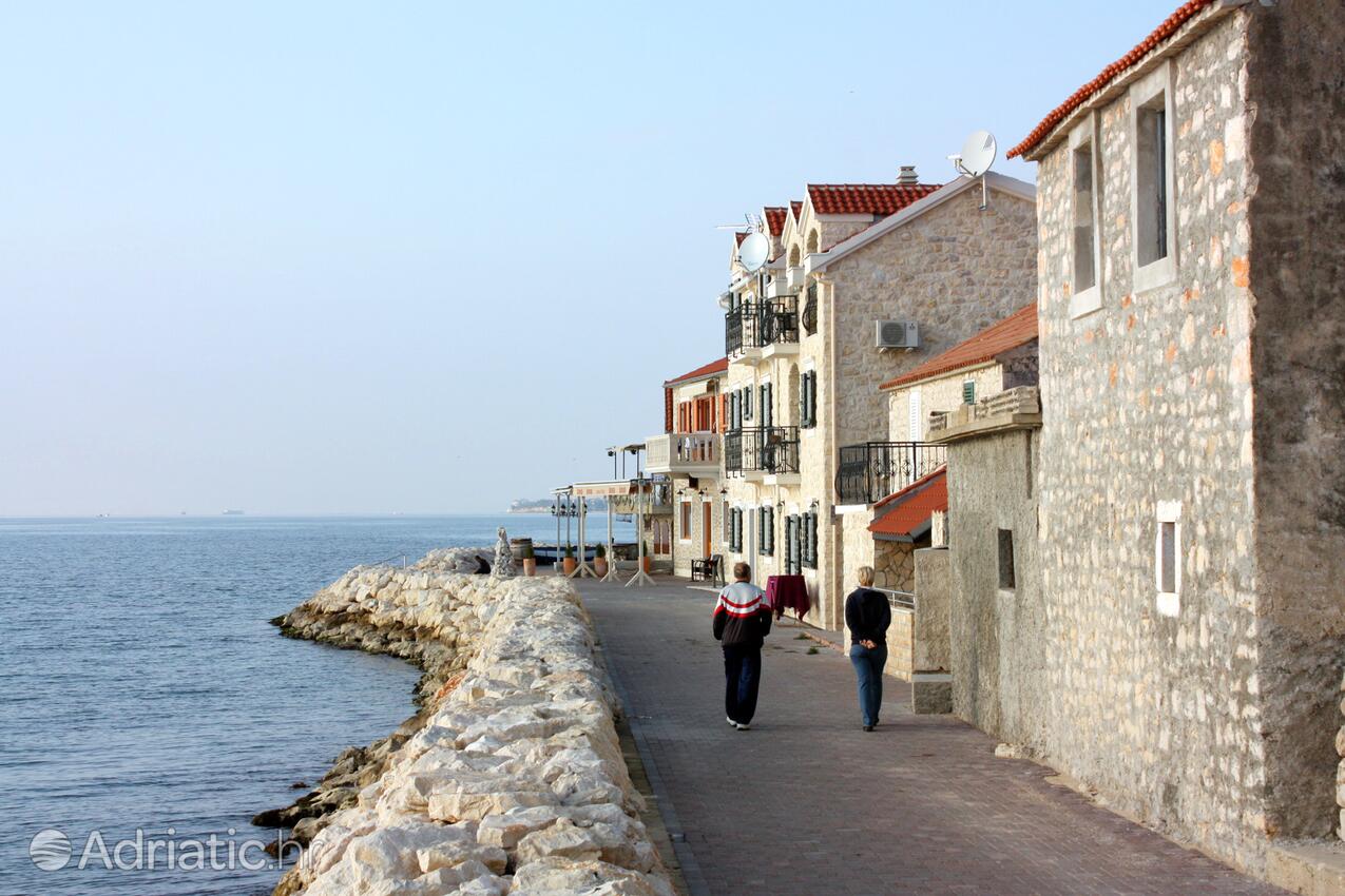 Bibinje - Apartments with a parking space Bibinje, Zadar