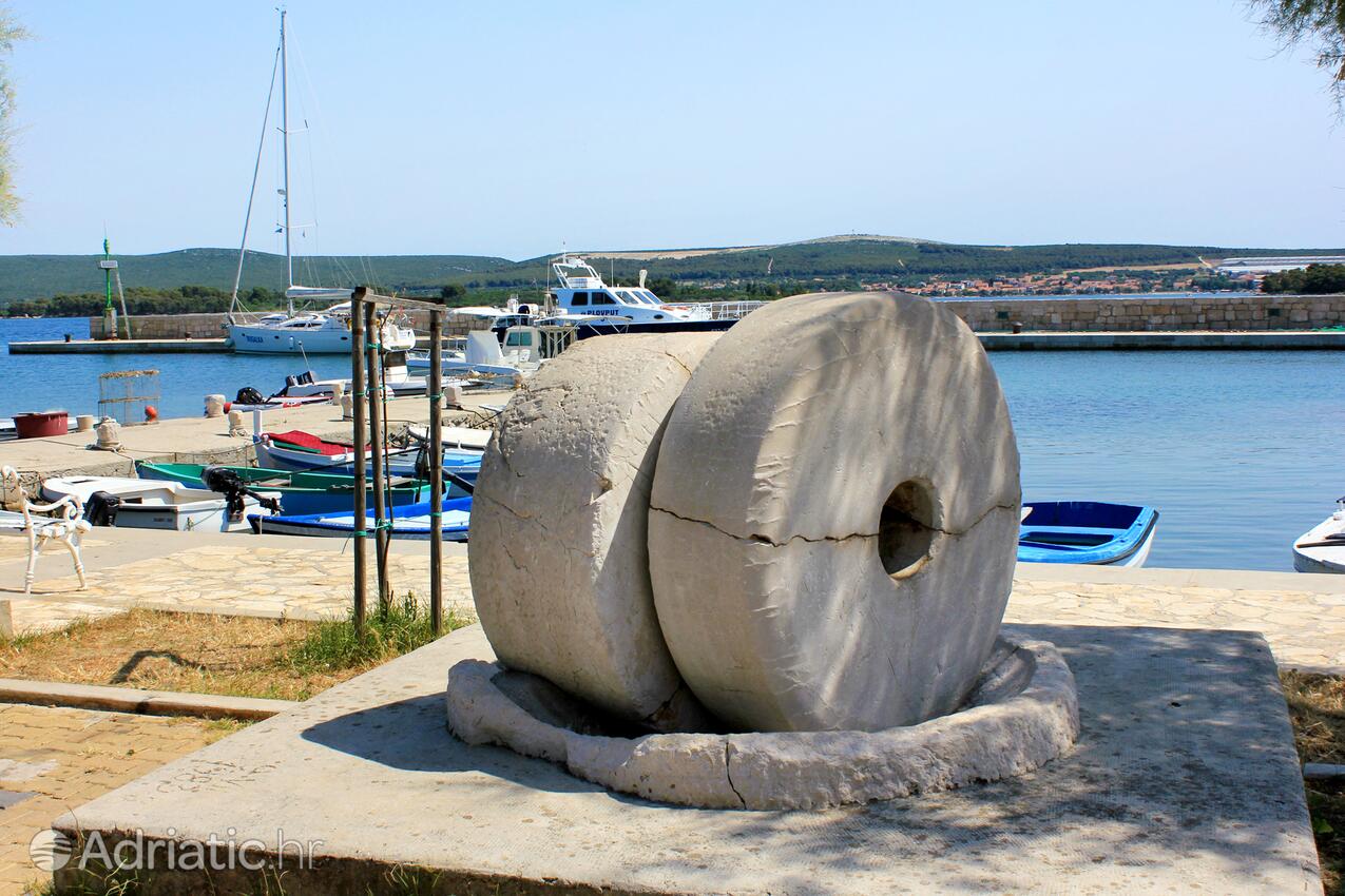 Pašman на острове Pašman (Sjeverna Dalmacija)