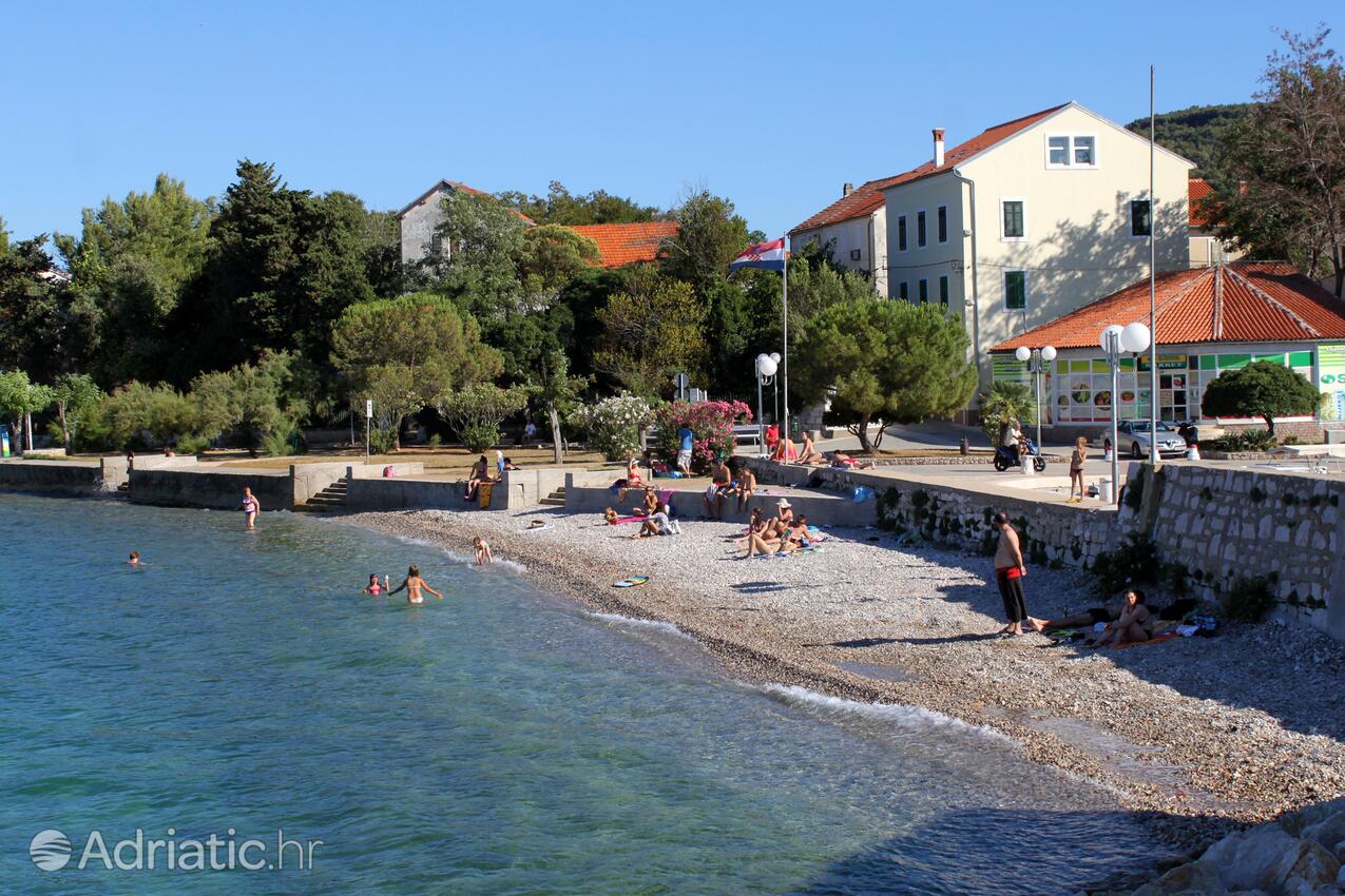 Nearby beaches - Apartments with a parking space Kali, Ugljan