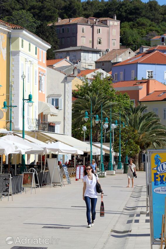 Mali Lošinj pe insula Lošinj (Kvarner)