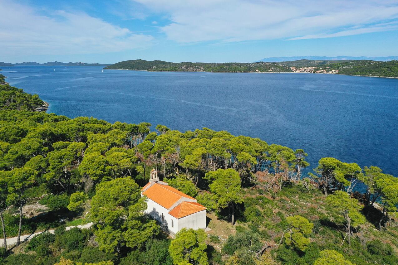 Božava sur l’île Dugi otok (Sjeverna Dalmacija)