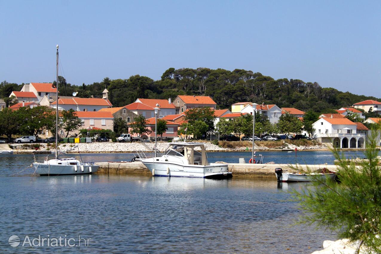 Veli Rat na wyspie Dugi otok (Sjeverna Dalmacija)