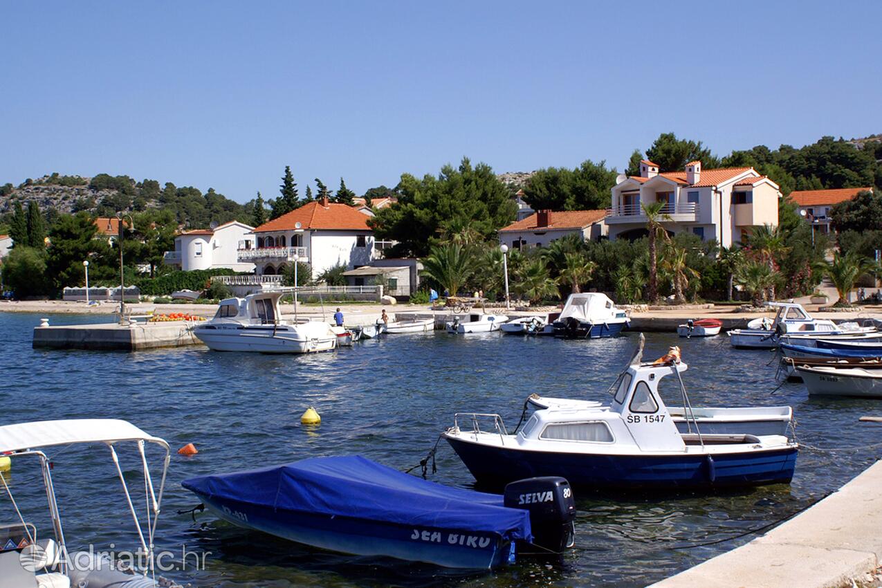 Žaborić an der Riviera Šibenik (Sjeverna Dalmacija)
