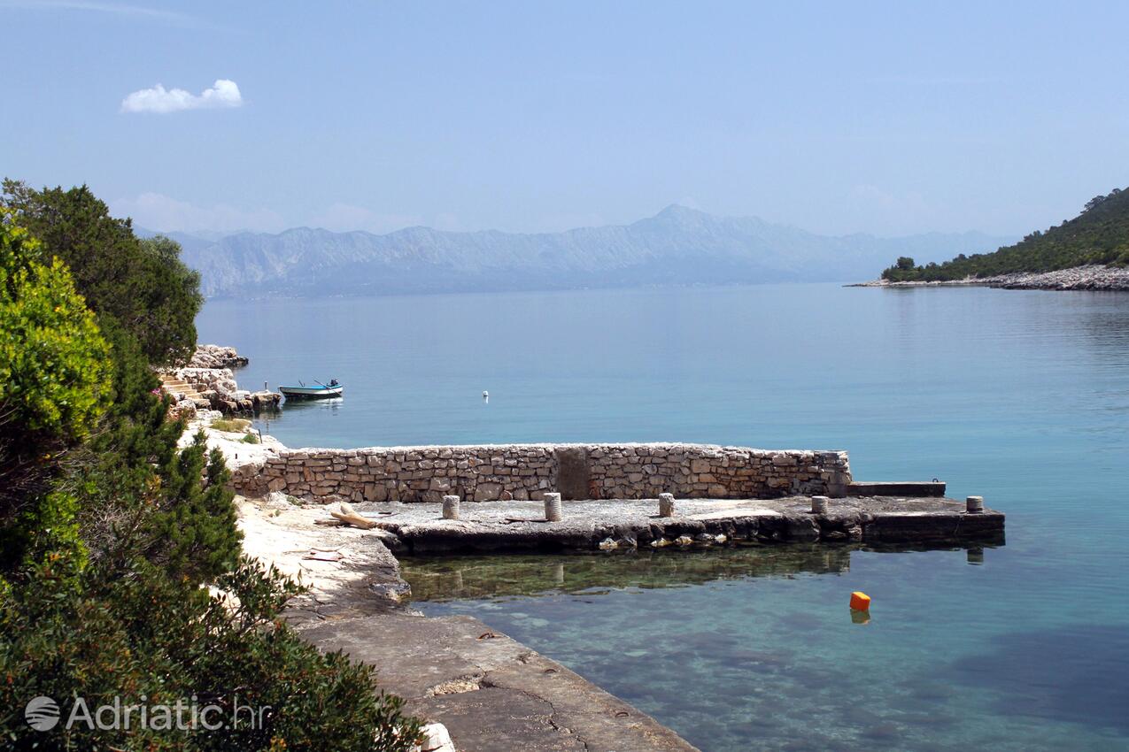 Zaraće (Gdinj) na ostrově Hvar (Srednja Dalmacija)