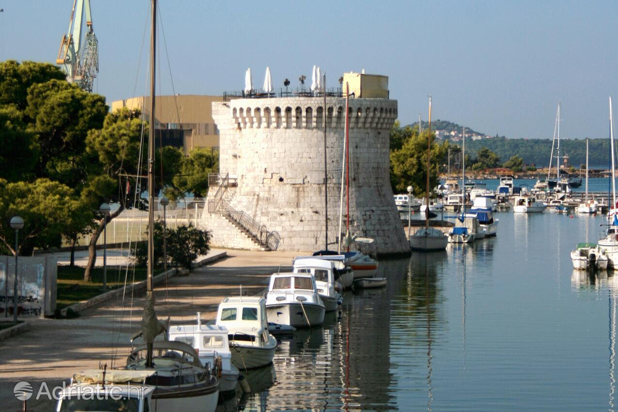 Trogir na riviére Trogir (Srednja Dalmacija)