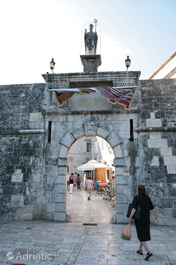 Trogir na riviére Trogir (Srednja Dalmacija)